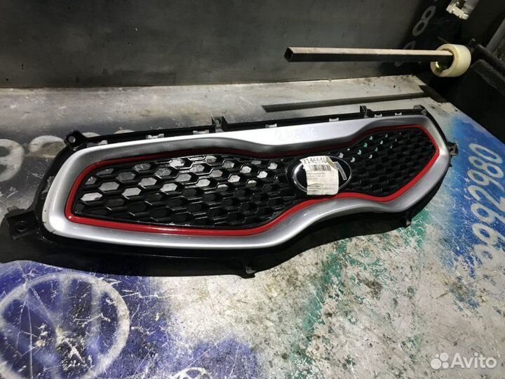 Решетка радиатора Kia Picanto 2011-2017