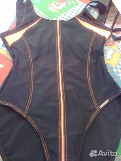 Купальник для девочки новый