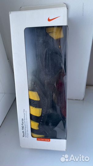 Щитки футбольные детские 110-130