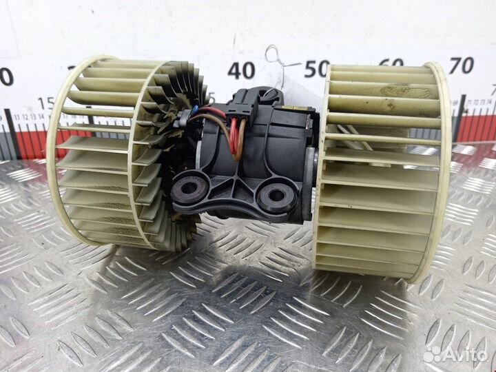 Моторчик печки для BMW 5-Series (E39) 64118385558
