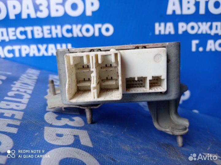 Блок управления рулевой рейкой Toyota Yaris