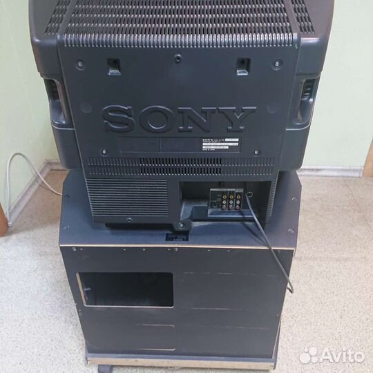 Телевизор Sony тринитрон KV-25