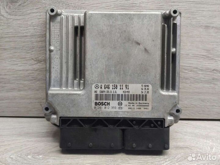 Блок управления двигателем Mercedes Vito W639