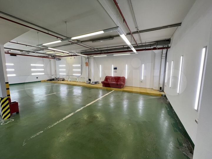 Сдается часть помещения под оклейку, доп. оснащени