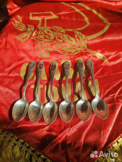 Серебряные наборы ложек 916-875 пробы