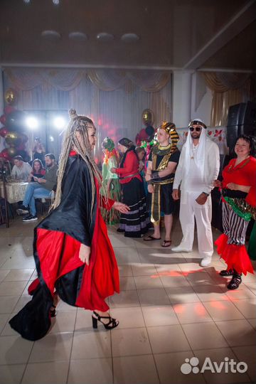 Аренда аксессуаров и костюма на хеллоуин