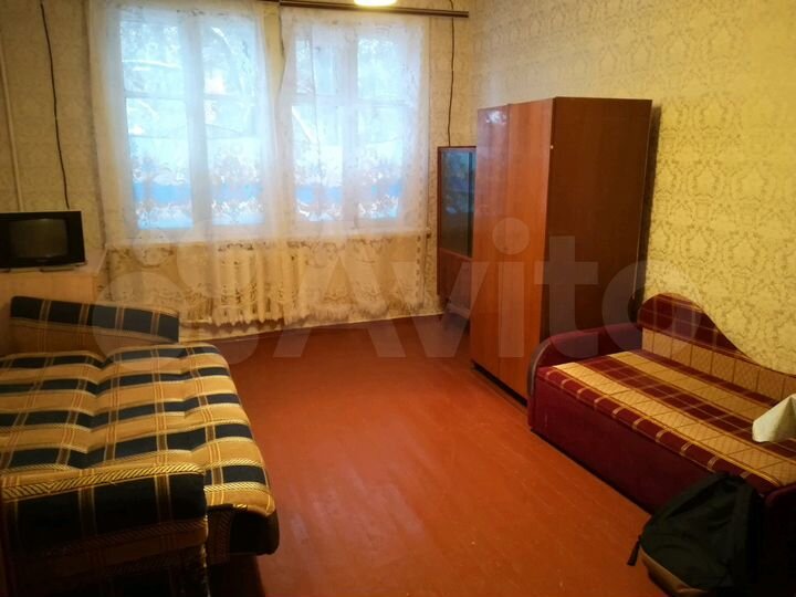 Комната 19 м² в 2-к., 2/2 эт.