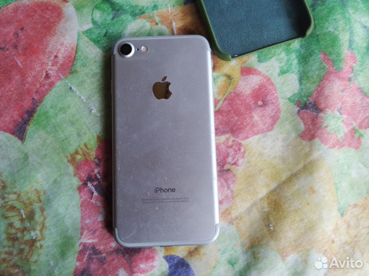 iPhone 7, 32 ГБ