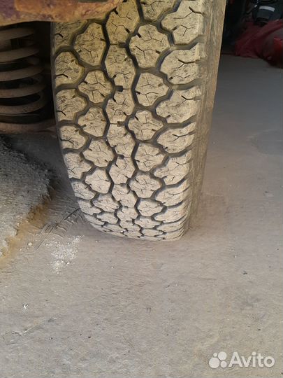 Диски нива r15 с резиной Росава грязевые