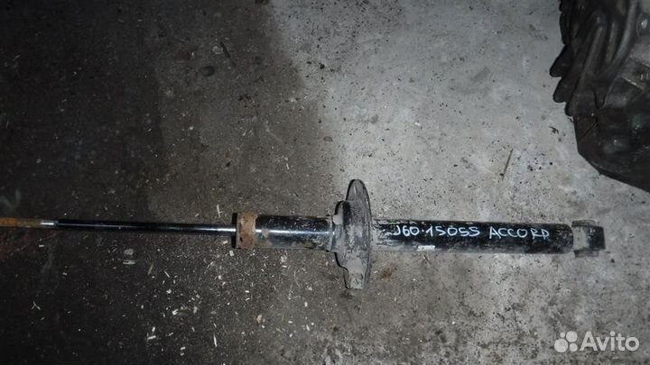 Амортизатор задний Honda Accord VII 2002-2007