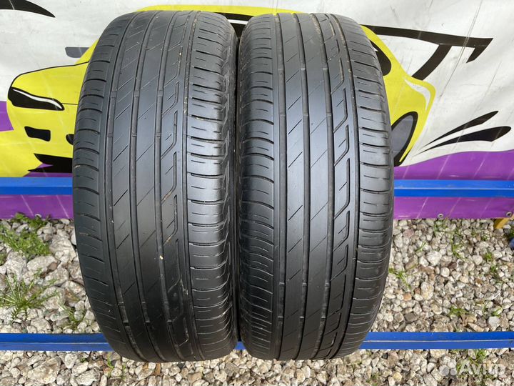 Bridgestone Turanza T001 215/60 R17