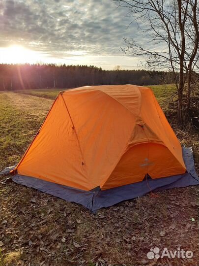 3-х местная горная палатка с юбкой Снаряжение