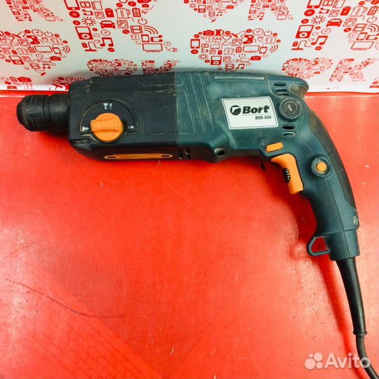Перфоратор Bort BHD-800N ш1
