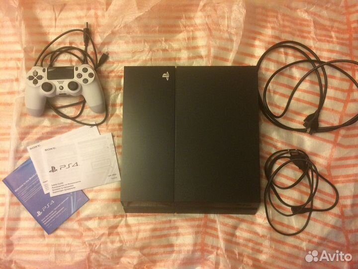 Sony PlayStation 4 FAT (500 GB)