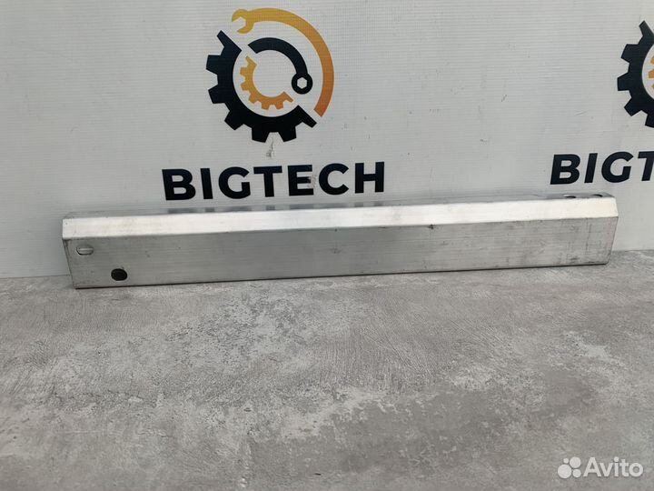 Кронштейн панели Mercedes W246 A2466280229