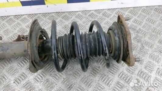 Стойка передняя правая hyundai I30 GD (SMA02N501)