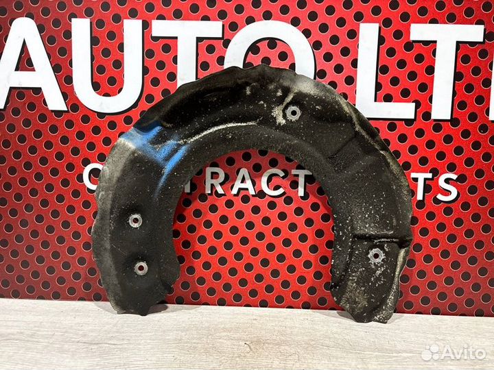 Кожух защитный тормозного диска Bmw 6 F06 N55