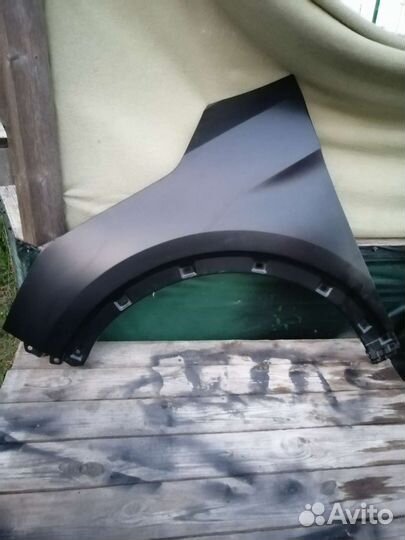 Крыло левое переднее hendai