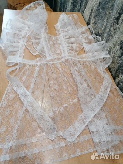 Белый школьный фартук