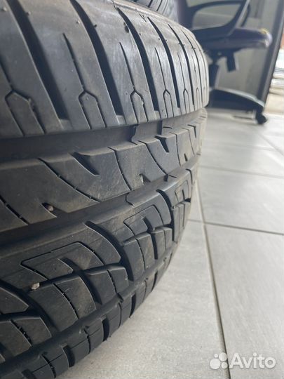 Delinte DS8 Desert Storm II 255/50 R19 107W