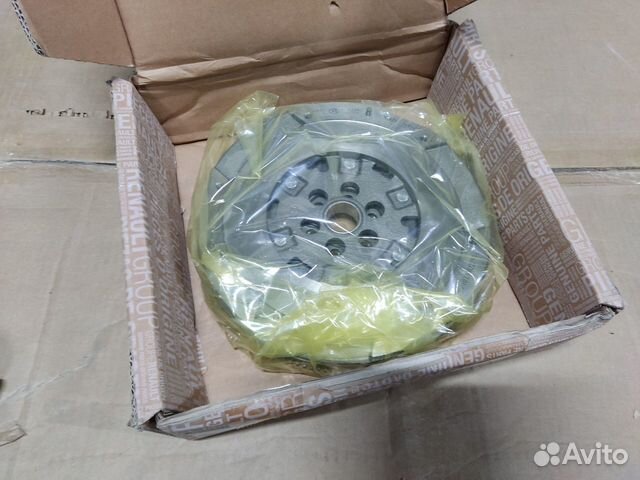 Маховик двухмассовый Renault Laguna 3