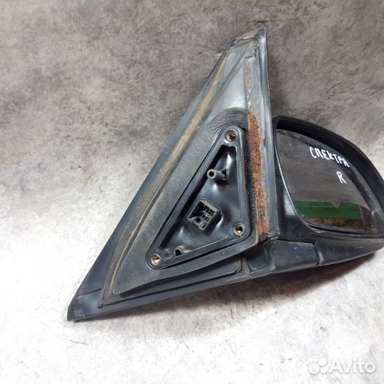 Зеркало правое Киа Спектра