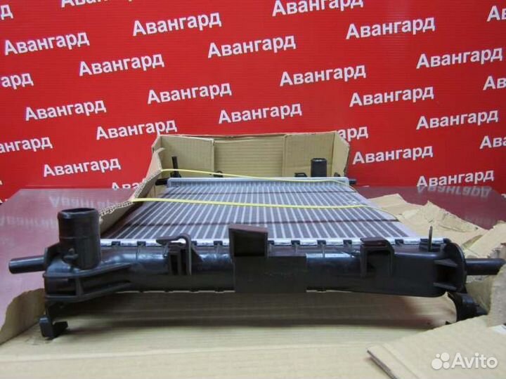 Радиатор охлаждения Ford Focus 1 1.4 / 1.6