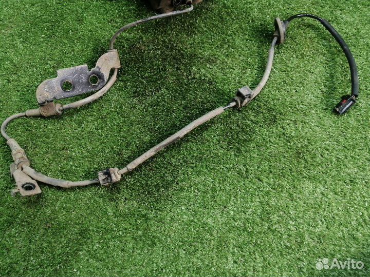 Кулак поворотный задний левый Kia Ceed JD G4FG