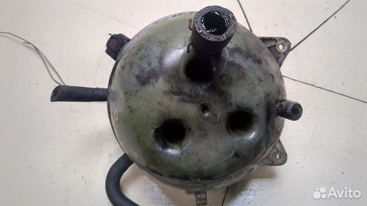 Бачок расширительный Volkswagen Transporter 5