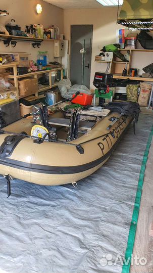 Резиновая лодка badger с мотором Nissan