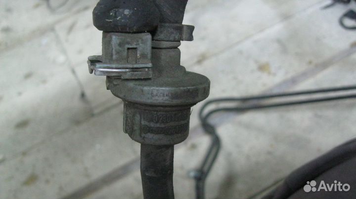 Шланг от карбюратора к абсорберу Audi 80 B3 1.6k