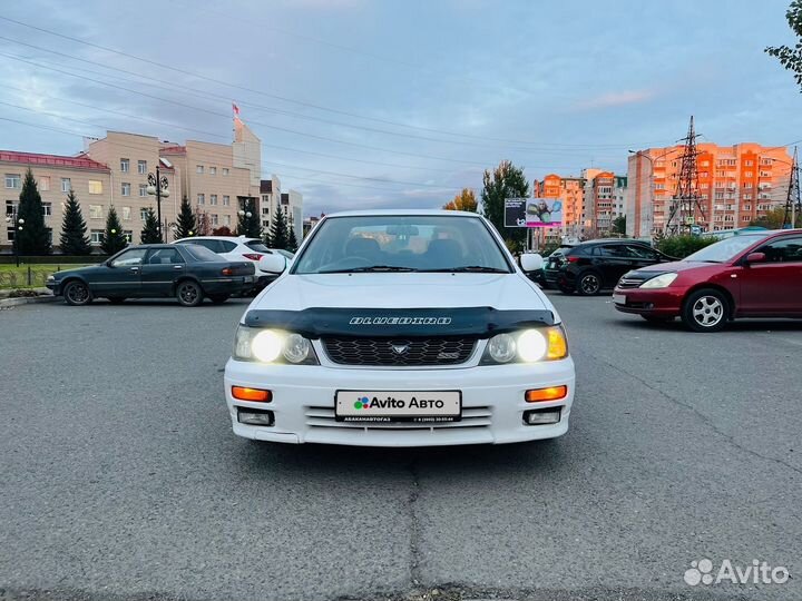 Nissan Bluebird 2.0 AT, 2001, 356 500 км