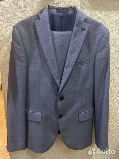 Брючный костюм zara