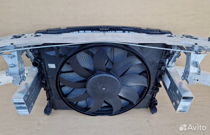 Панель передняя с кассетой радиаторов MB c63 AMG