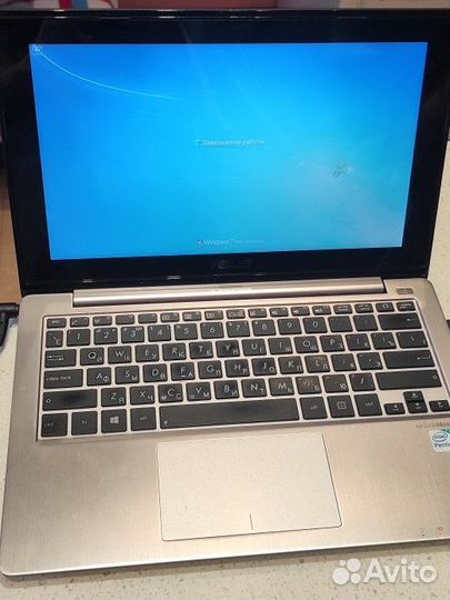 Ноутбук Asus Vivobook S200E