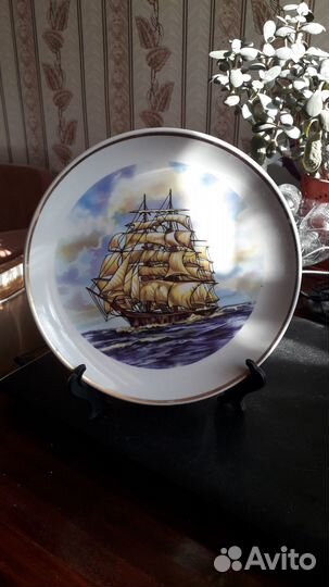 Сувенирные тарелки