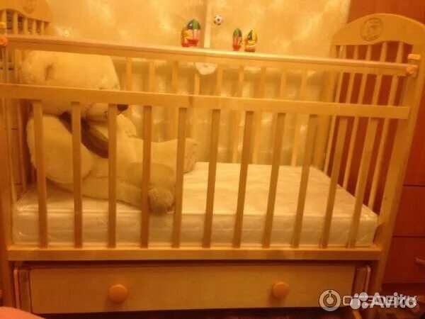 Детская кроватка с ящиком