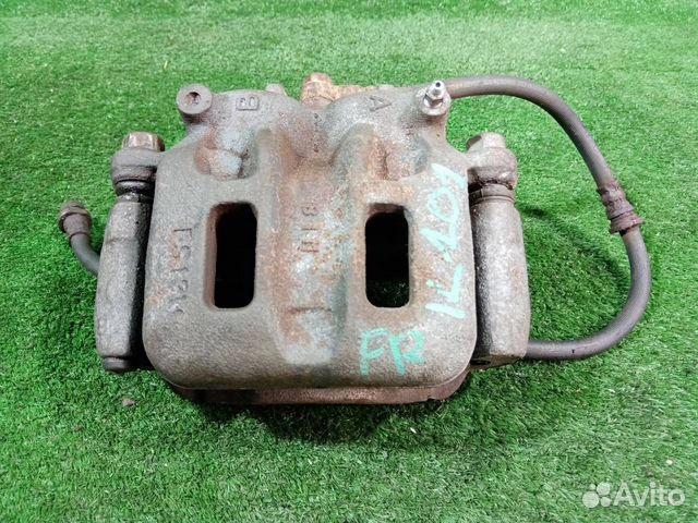 Суппорт тормозной передний правый Mitsubishi