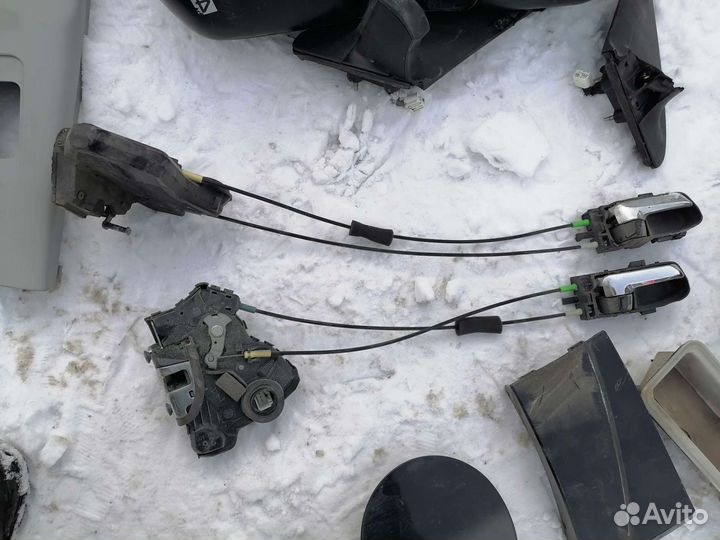 Стеклоподъемник сузуки гранд витара 2 шт