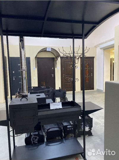 Мангал с печью под казан и крышей