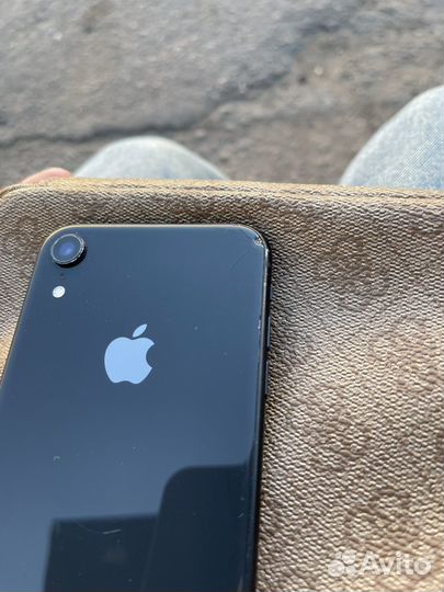 iPhone Xr, 64 ГБ