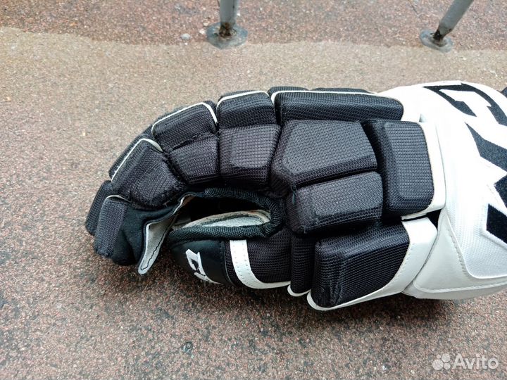 Краги хоккейные размер 14 CCM