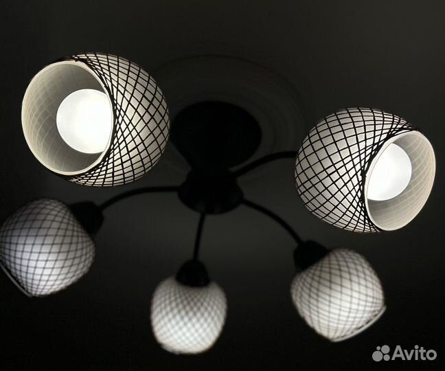 Люстра потолочная бу