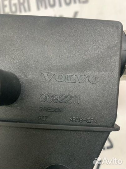 Маслоуловитель картерных газов Volvo V70 8692211