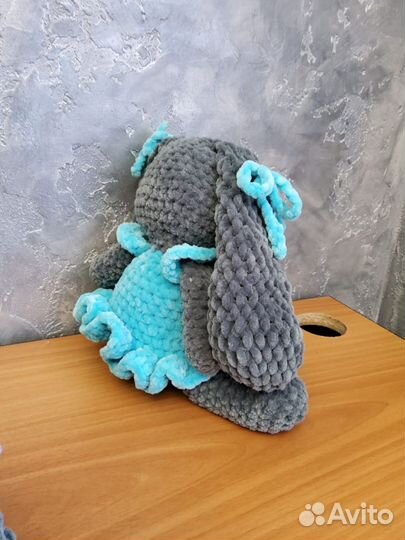 Вязаные игрушки заяц