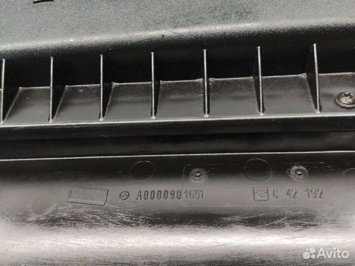 Корпус воздушного фильтра Mercedes Vito W639