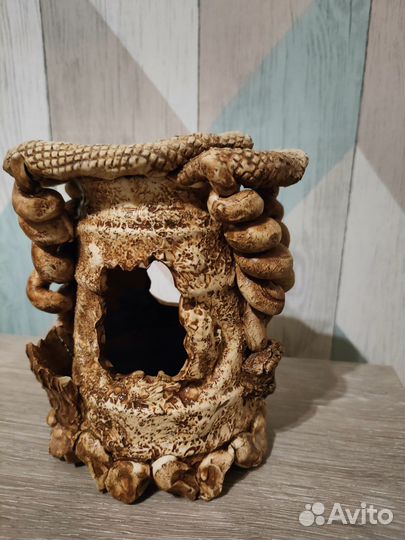 Домик для рыбок