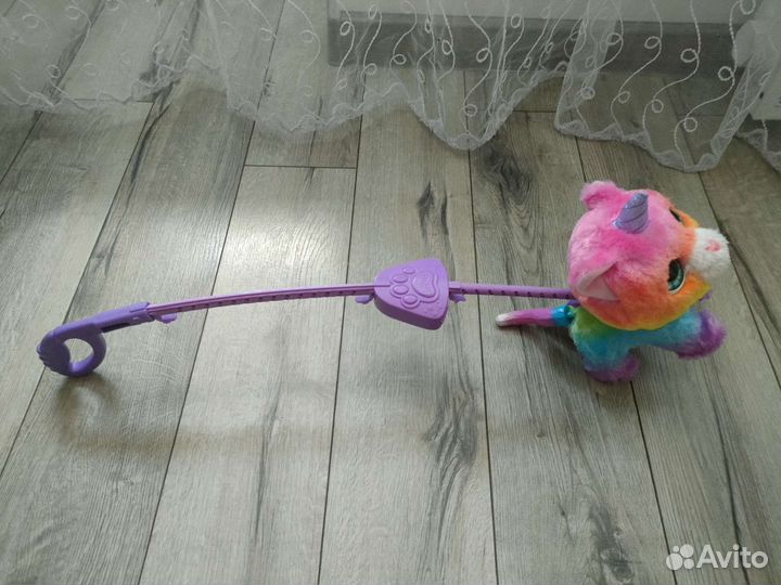 Кошечка интерактивная