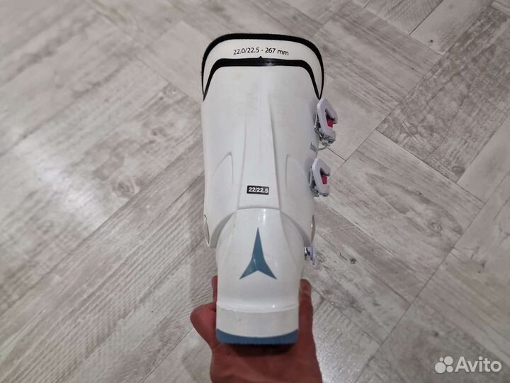 Горнолыжные ботинки atomic hawx girl 3