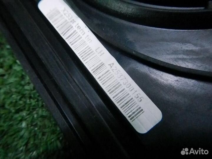 Форточка двери задняя левая Mercedes GLC X253 (201